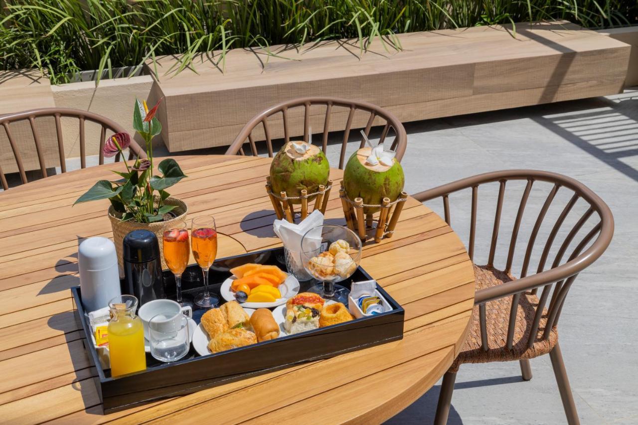 Gran Mareiro Hotel フォルタレザ エクステリア 写真 Breakfast at the hotel